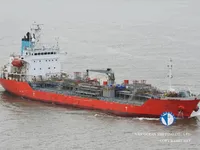 Olie-/chemikaliëntanker te koop