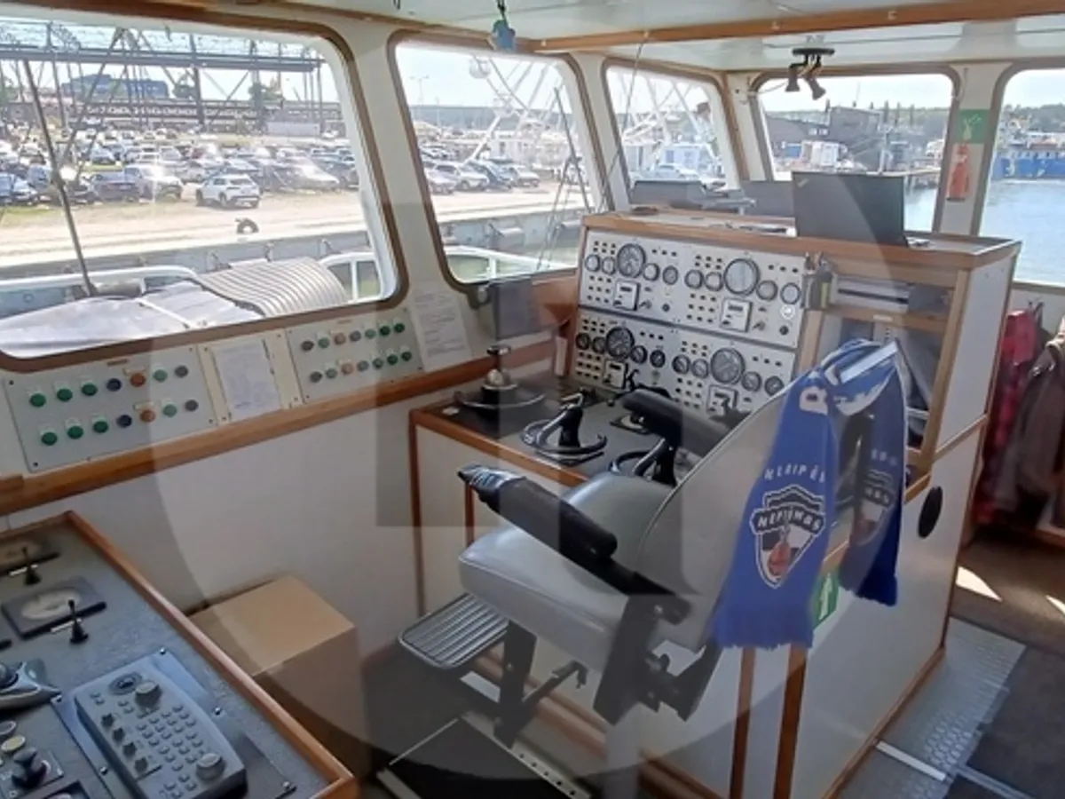 Kraanschip te koop