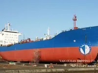 Olie-/chemikaliëntanker te koop