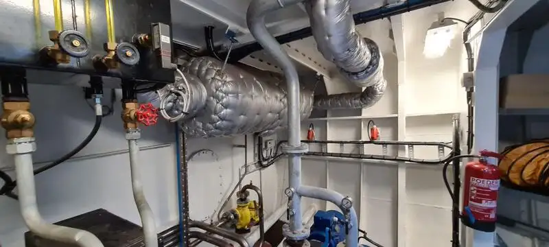 Olie-/chemikaliëntanker te koop