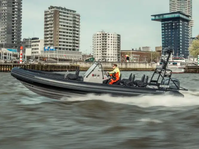 Stijve rubberboot te koop