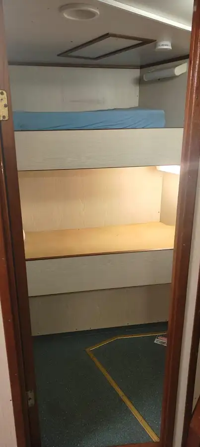 Bevoorradingsschip te koop