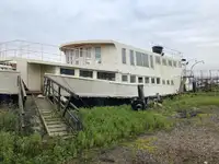 Veerboot Te koop