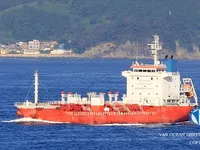 Olie-/chemikaliëntanker te koop