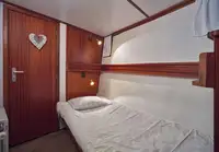 Drijvend hotel te koop