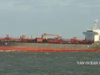 Olie-/chemikaliëntanker te koop