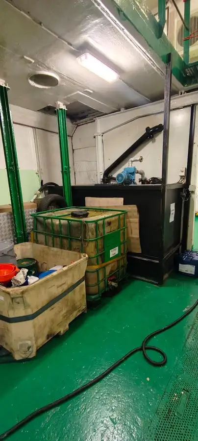 Bevoorradingsschip te koop