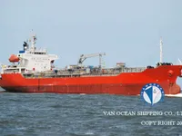 Olie-/chemikaliëntanker te koop