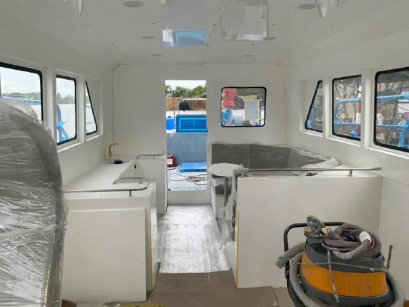 Bemanningboot te koop