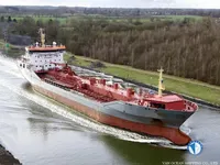 Olie-/chemikaliëntanker te koop
