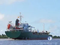 Olie-/chemikaliëntanker te koop