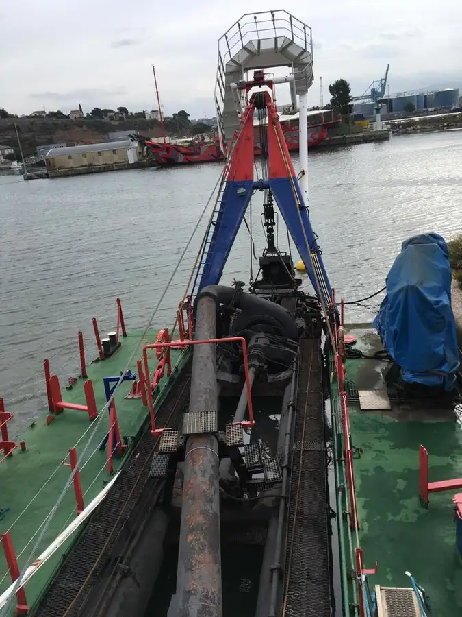 Baggeraarschip te koop