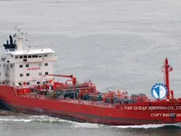 Olie-/chemikaliëntanker te koop