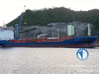 Olie-/chemikaliëntanker te koop