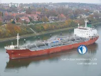 Olie-/chemikaliëntanker te koop