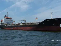 Olie-/chemikaliëntanker te koop