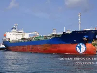 Olie-/chemikaliëntanker te koop