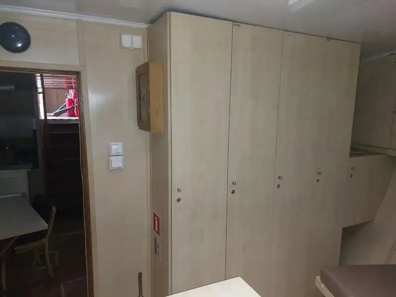 Onderzoeksvaartuig te koop