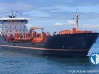 Olie-/chemikaliëntanker te koop