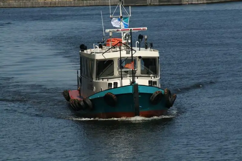 Bemanningboot te koop