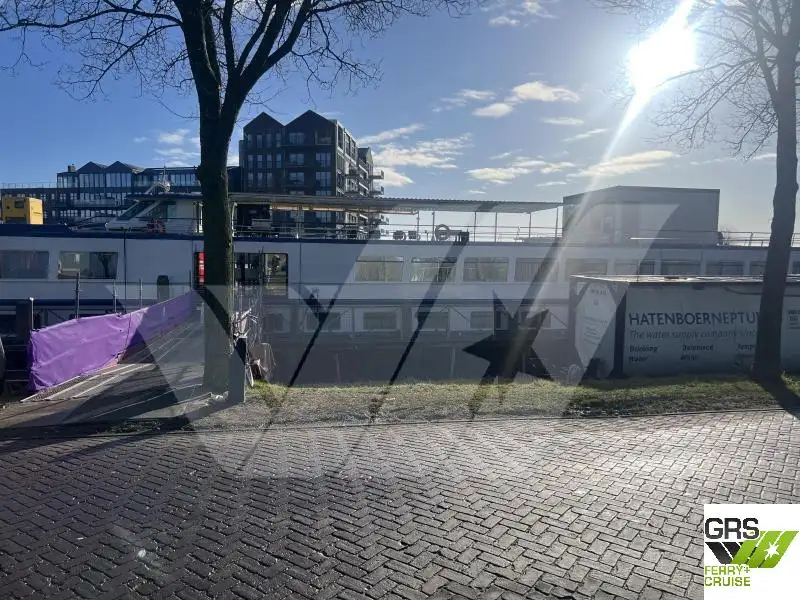 Passagiersschip te koop