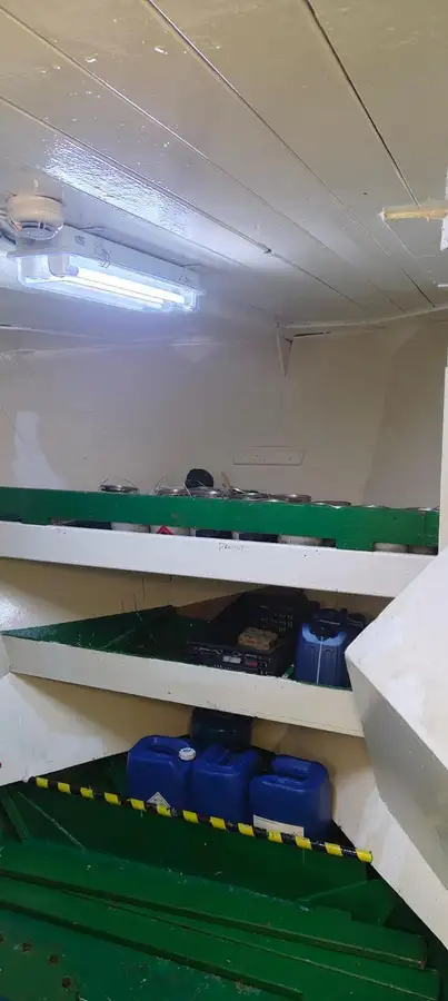 Bevoorradingsschip te koop