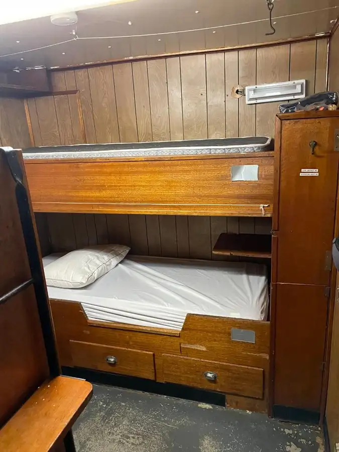 Baggeraarschip te koop