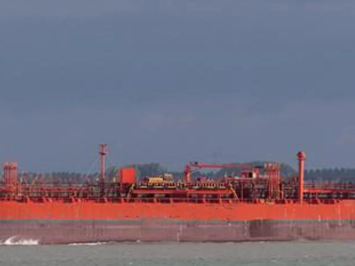Olie-/chemikaliëntanker te koop