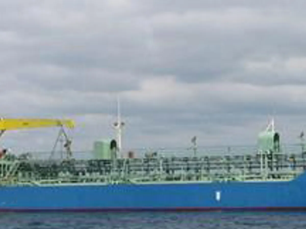 Olie-/chemikaliëntanker te koop