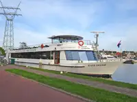 Passagiersschip te koop