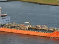 Olie-/chemikaliëntanker te koop
