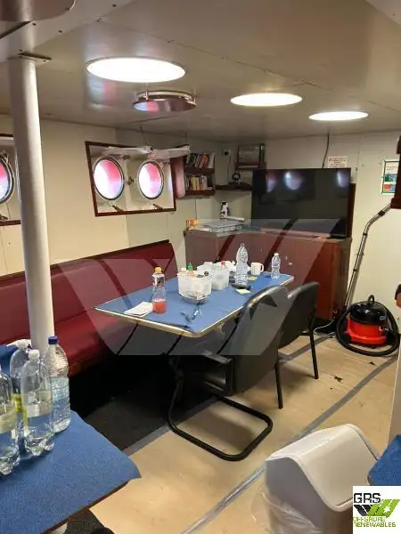 Bevoorradingsschip te koop