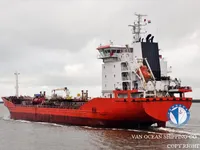 Olie-/chemikaliëntanker te koop