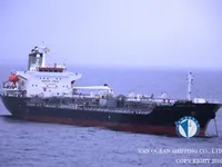 Olie-/chemikaliëntanker te koop