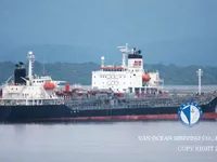 Olie-/chemikaliëntanker te koop