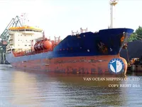 Olie-/chemikaliëntanker te koop