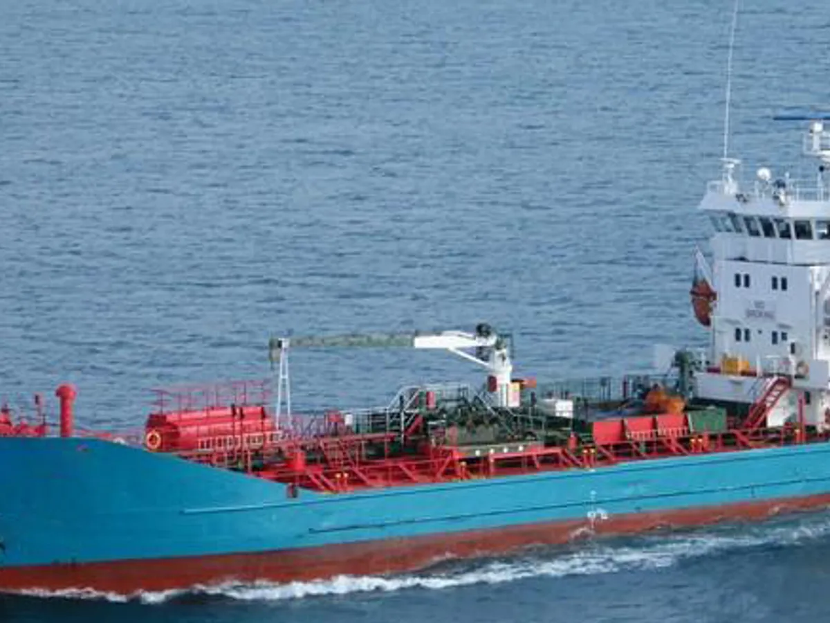 Olie-/chemikaliëntanker te koop