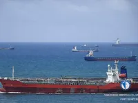 Olie-/chemikaliëntanker te koop