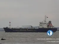 Olie-/chemikaliëntanker te koop