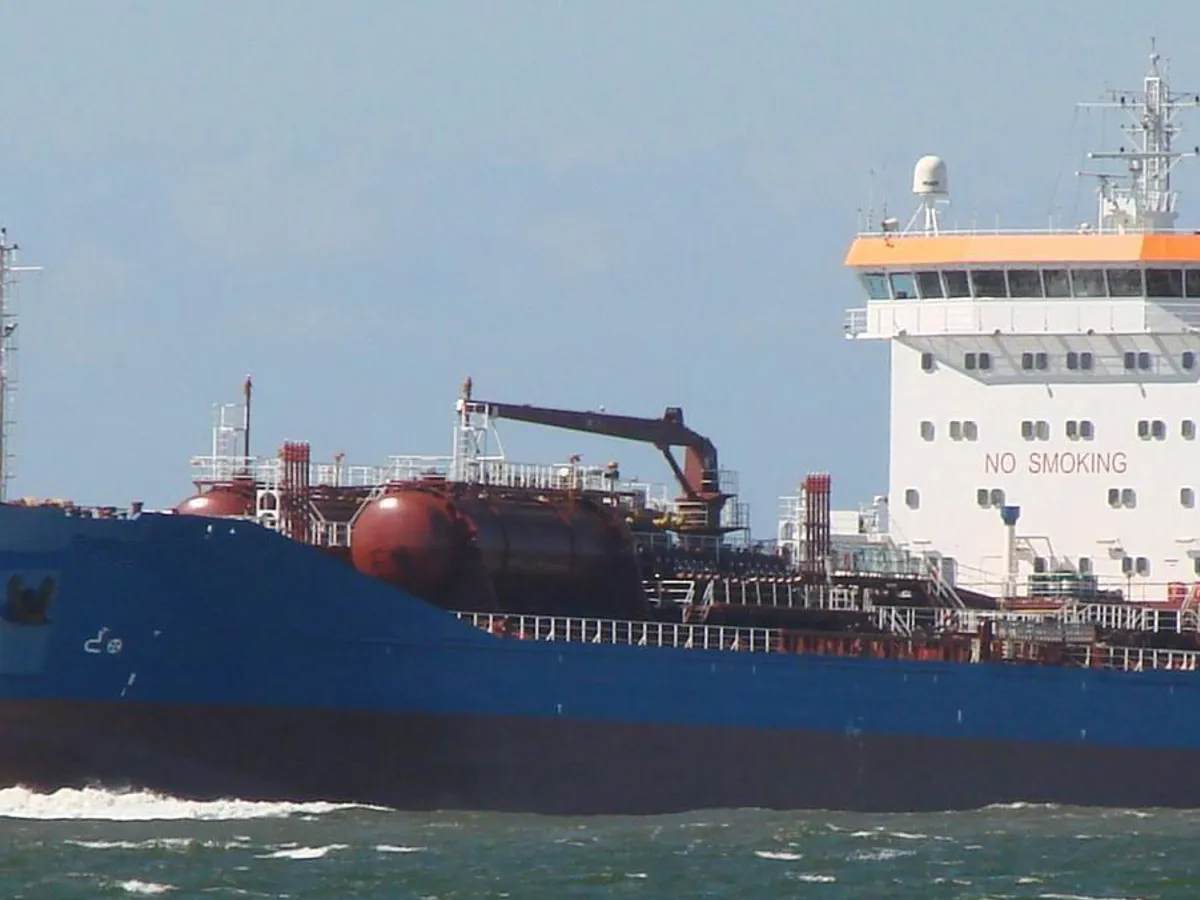 Olie-/chemikaliëntanker te koop