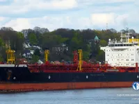 Olie-/chemikaliëntanker te koop