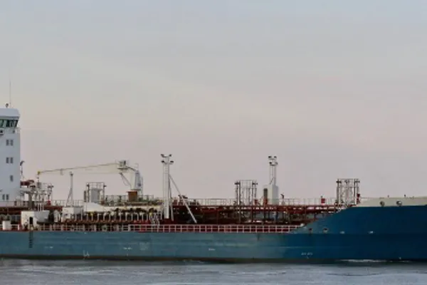 Oil/Chemical tanker for sale