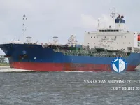 Olie-/chemikaliëntanker te koop