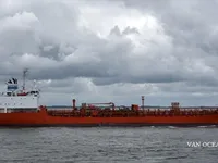 Olie-/chemikaliëntanker te koop