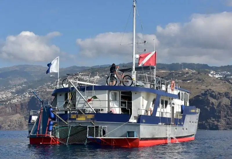 Sleperschip te koop