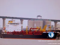 Olie-/chemikaliëntanker te koop
