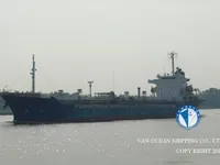 Olie-/chemikaliëntanker te koop