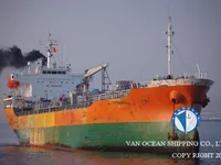 Olie-/chemikaliëntanker te koop