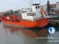 Olie-/chemikaliëntanker te koop