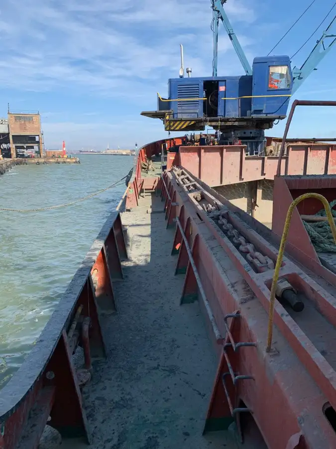 Baggeraarschip te koop